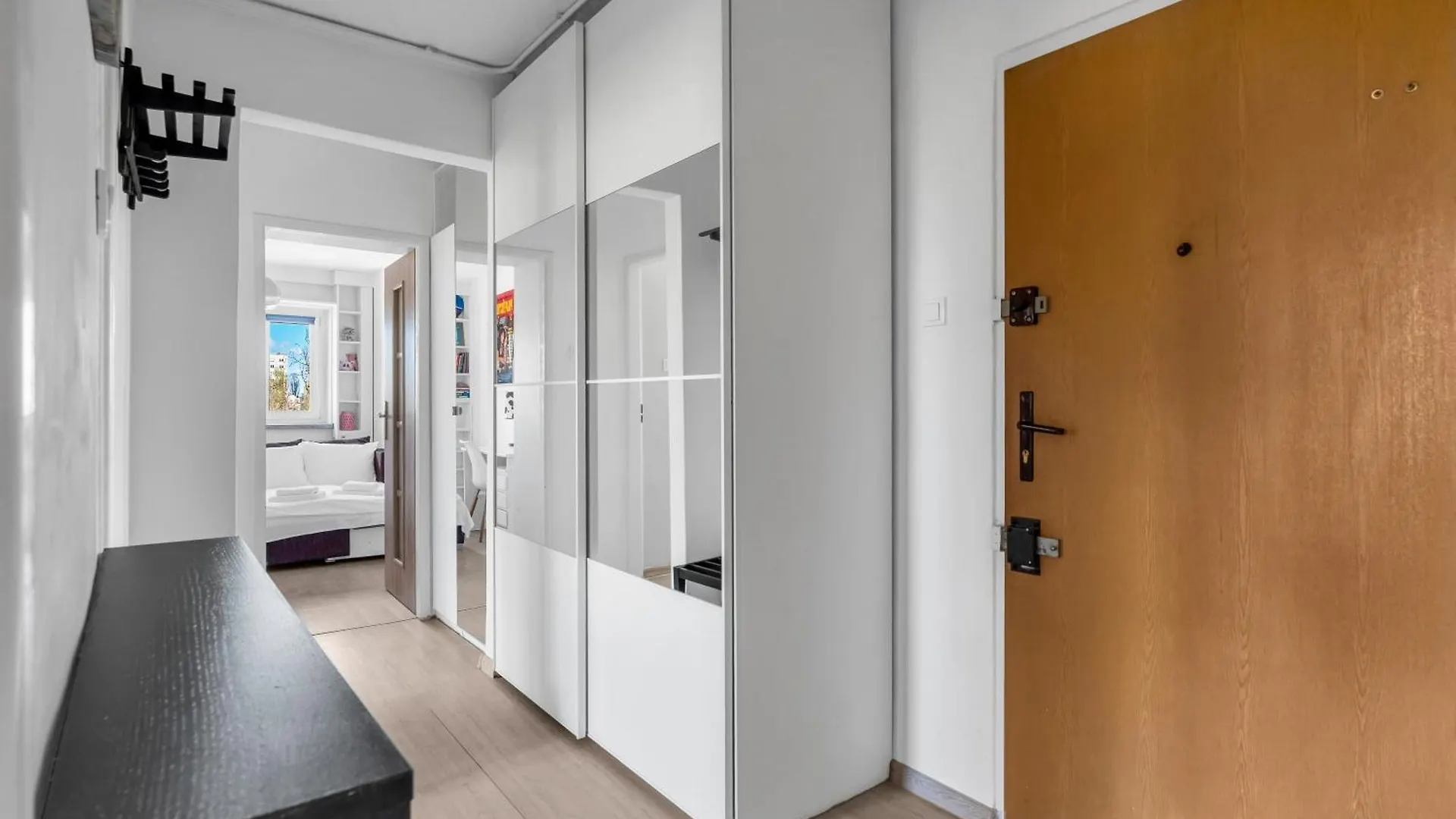 Daylight Serenity Apartment Warszawa 0*,